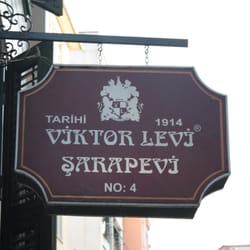 VİKTOR LEVİ